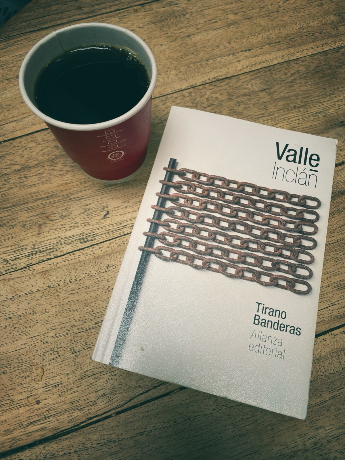 Tirano Banderas. Novela de tierra caliente, de Ramón María del Valle-Inclán&nbsp;(reseña).